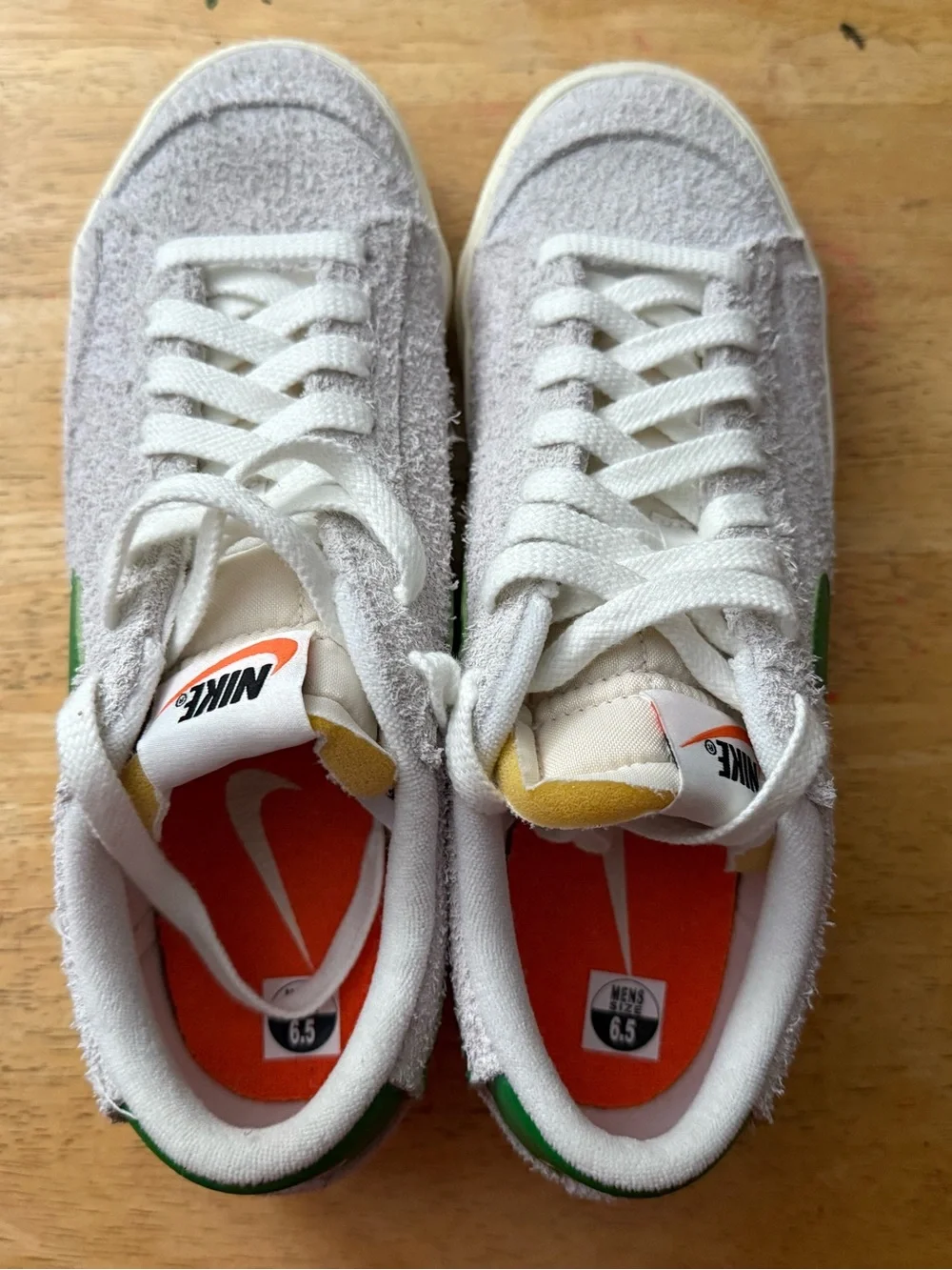 Nike Blazer Low '77 VNTG Shaggy Suede White Green Men's 6.5 / Women's 8 HF3158-1